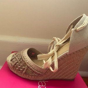 Shoedazzle shoes size 9, true to size.